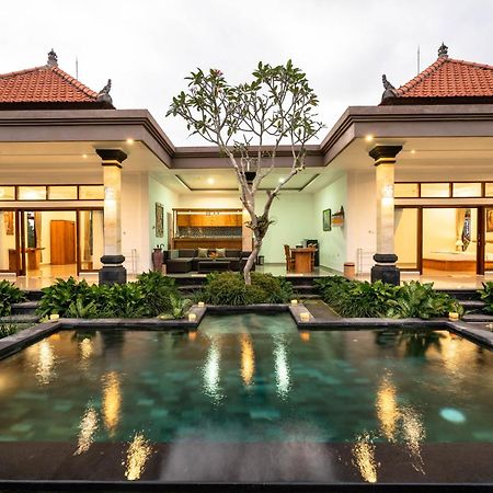 Griya Private Villa ウブド エクステリア 写真
